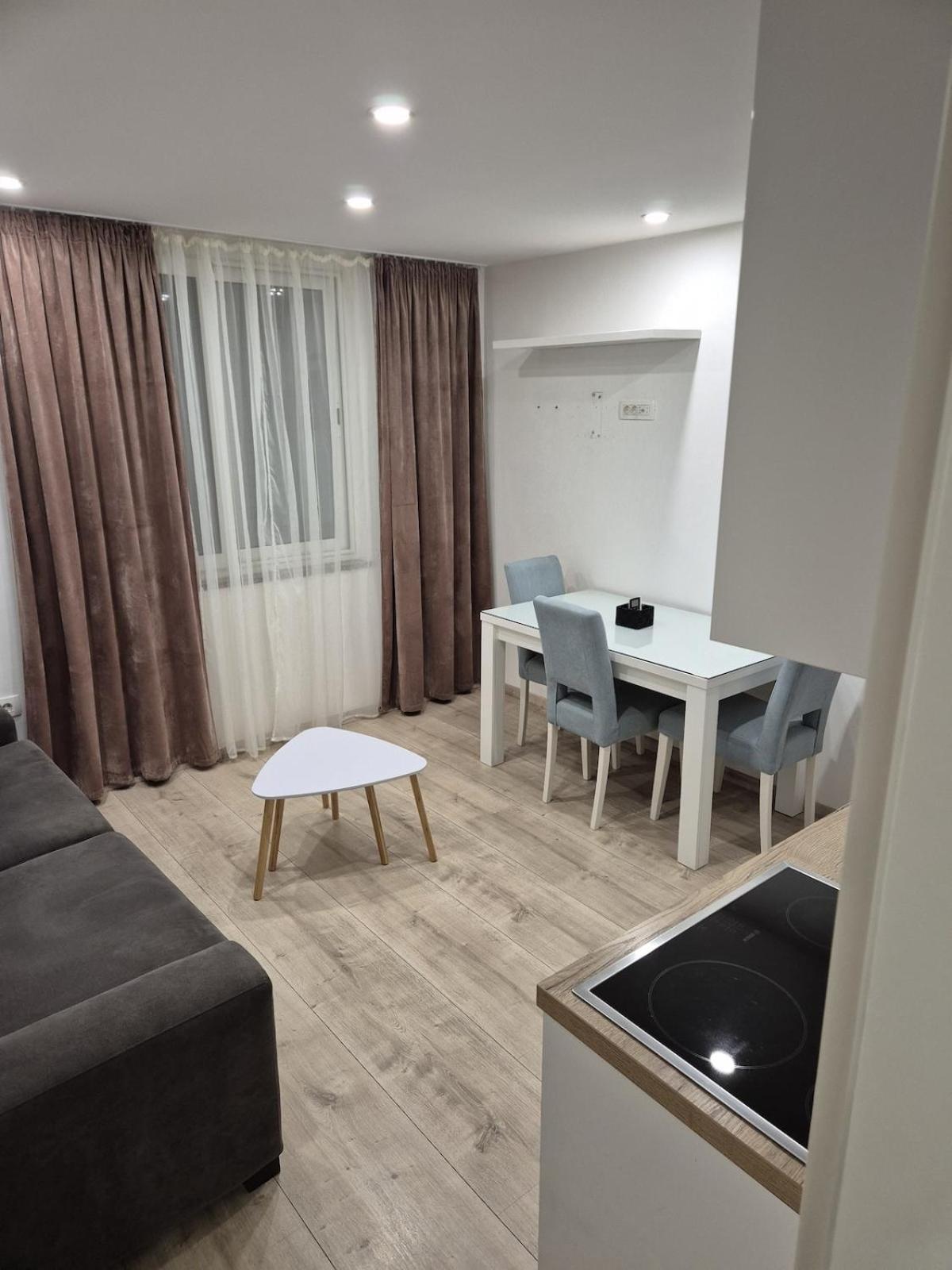 Apartment Cozy Close To Centre Split